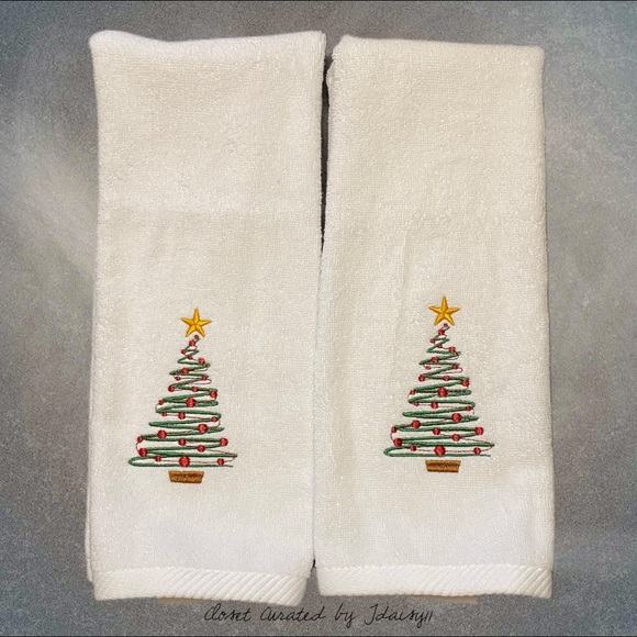 Linum Home Textiles Other - Christmas Tree Hand Towels